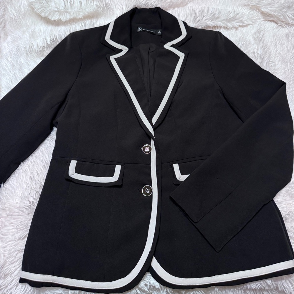 New York and Company Black and Off-White Trim Blazer - Picture 6 of 8